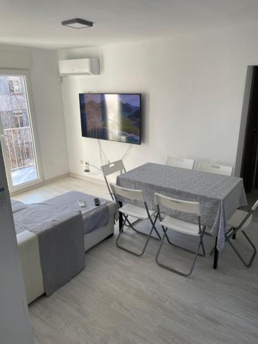 Piso para trabajo rocafort, Madrid