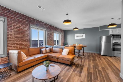 Downtown Cape 2 Bdrm 2 Bath Apt, Cozy & Walkable