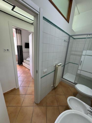 Double Room with Private External Bathroom image 1