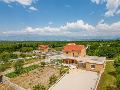 Vila Roza in Smilcic