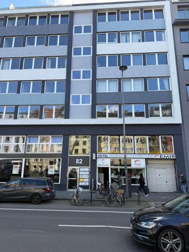 Hotel Garni Emir - image 14