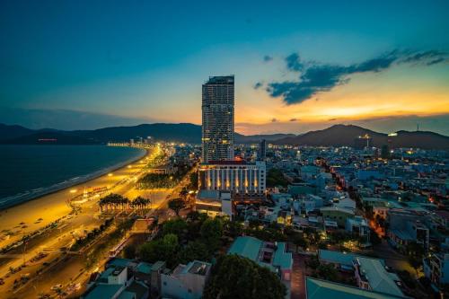  YH3 - FLC Sea Tower Quy Nhon - 주변 명소