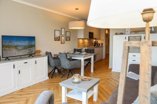Facilities, Meeresblick - inklusive saisonalem privatem Strandkorb in Ostseebad Kuhlungsborn