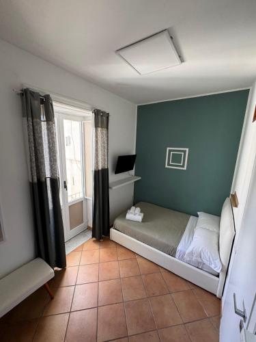 Double Room with Private External Bathroom image 5
