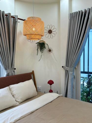 LexysHouse - Warm Space in Ho Thi Ky flower market