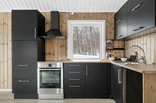 Modernized standalone cabin Sørreisa - Bardufoss in Sorreisa