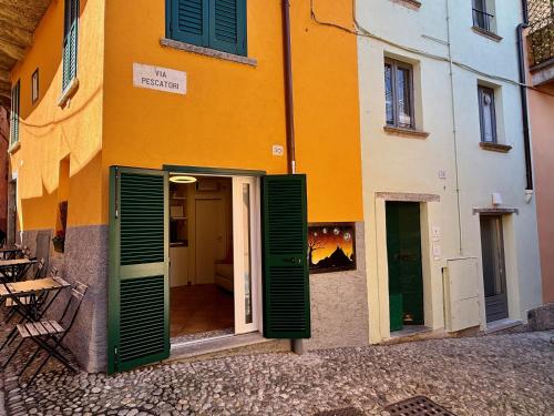 Corner Pescatori studio apartment, Bellagio