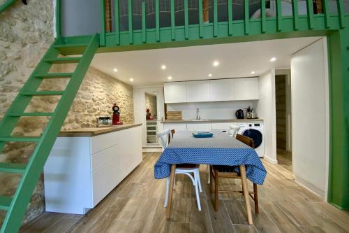 Urban Escape - Modern and spacious! near Bil Palace Eurl