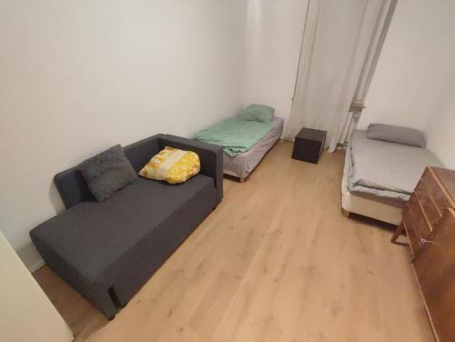 Jungle in Kelkheim for 4 Persons 24 h check in, Kelkheim (zdjęcie 5)