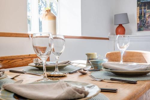 The Artists Studio, Somerset nr Babbington House & Frome Private Parking in Mells