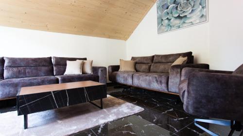 1 double bed, 2 sofa beds