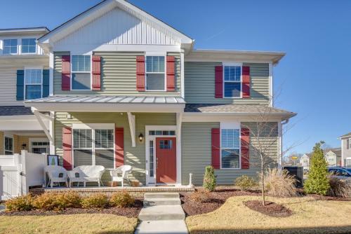Hampton Condo, Close to Beaches! in Hampton, USA
