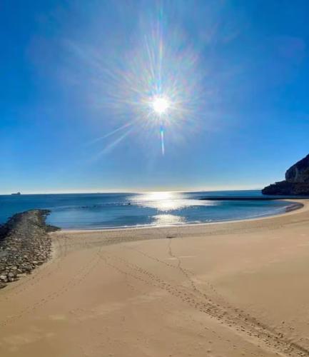 Beachfront Sunrise Sands Retreat, Gibraltar