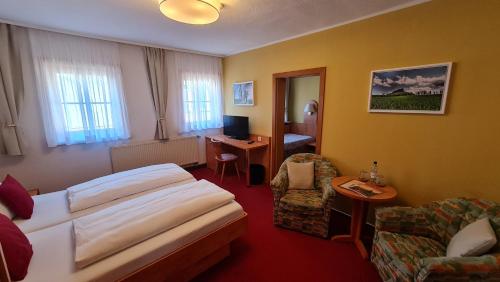 Gasthaus& Pension Zum Roten Haus – Bad Schandau, MA
