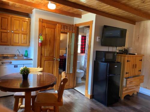 ห้องน้ำ, Auberge MicKy Inc in เอ็ดมันด์สตัน (NB)