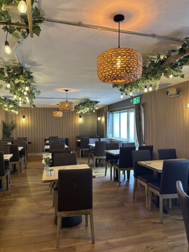 ห้องอาหาร, Twin Oaks Hotel in เชสเตอร์ไฟล์