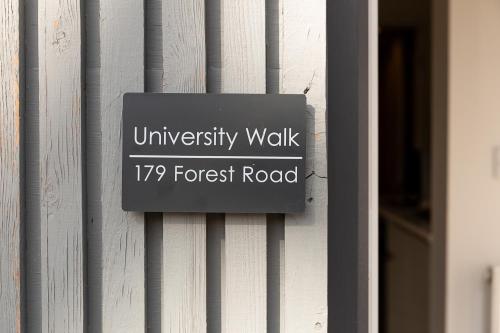 University Walk - image 9