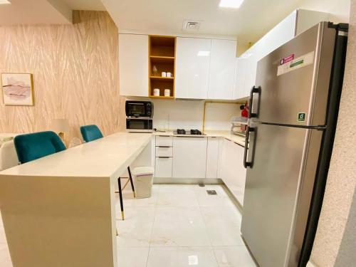Dubai Luxury Apartments In a good place, Dubai (photo 5)