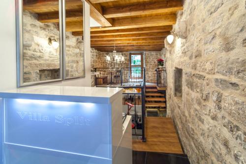 Villa Split Heritage Hotel - image 2