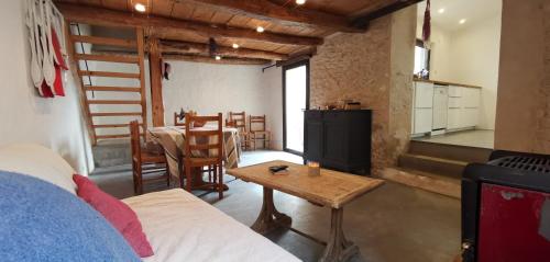 15 rue des pierres seches in Ferrassieres