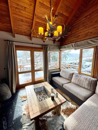 2 bedrooms, 5 beds