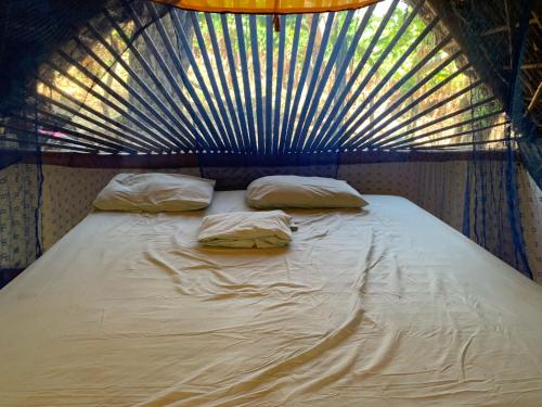 1 double bed