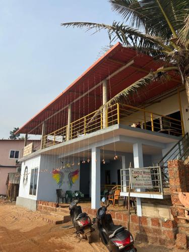 Candle wood Beach Stay in Gokarna Kudle Beach