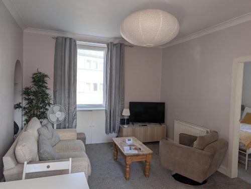 Scott Street Modern Flat in Galashiels