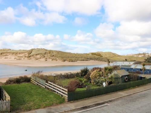 A szálláshely kívülről, Shell Cottage in Port Erroll