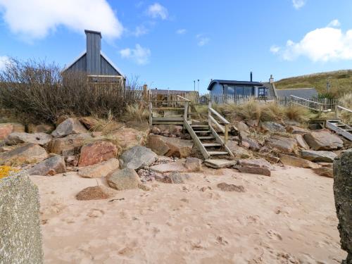 A szálláshely kívülről, Shell Cottage in Port Erroll