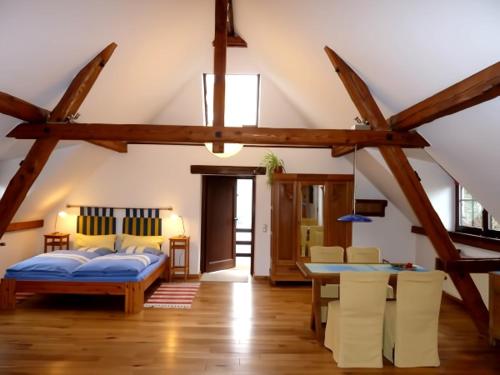Beautiful condo with big garden in Roetgen