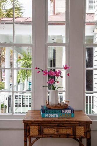 Apartment image 10