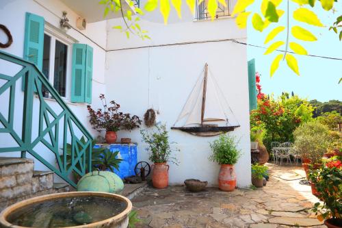المنظر الخارجي, Atlantis Rooms in Valeontades