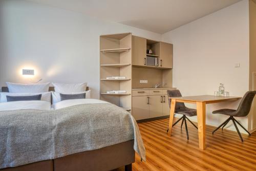 Double Room - Disability Access image 10