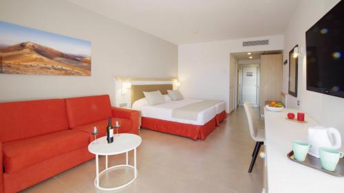 Hotel Lanzarote Village - image 8