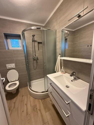 Apartments Kurilic - image 3