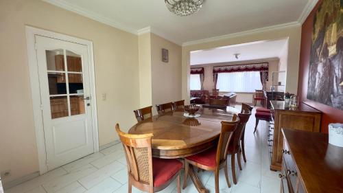 House with 5 bedrooms near Brussels