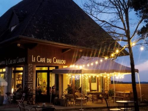 Chalet des Roches Roche d'Oëtre Suisse Normande (Chalet des Roches Roche d'Oetre Suisse Normande) in Ménil-Hubert-sur-Orne