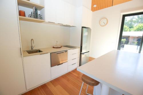 The Rocks - Olive Retreat, Bright (foto 10)