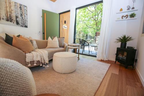 The Rocks - Olive Retreat, Bright (foto 9)