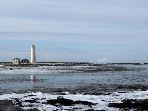 Tuvākā izklaides vieta, Cozy Apartment , Sleeps 4, 10 Min to Reykjavík Downtown, Family-Friendly (Cozy Apartment , Sleeps 4, 10 Min to Reykjavik Downtown, Family-Friendly) in Seltjarnarnes