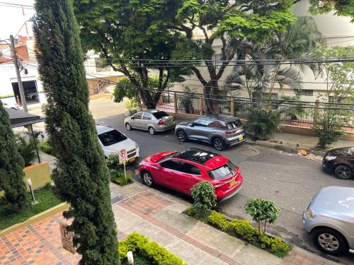 En Laureles con ascensor , balcón y muy bien ubicado en laureles Medellín , EL BARRIO MAS COOL DEL MUNDO, Medellín (foto 5)