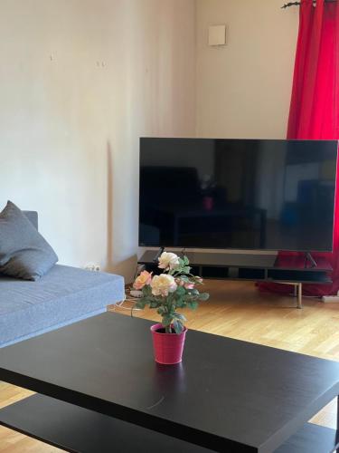 M5 CITY CENTER OSLO, 110 mt, 3 BEDROOMS, 2 TOILETTE, 120 MT