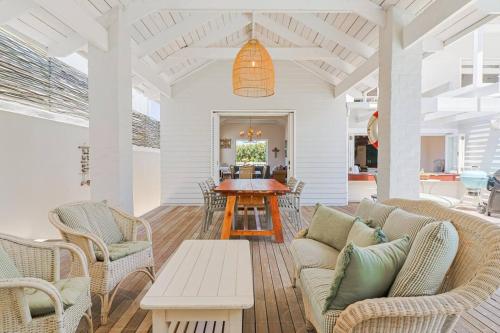 Holiday Home image 1
