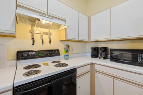 Mullet Manor Old Fenimore Condo