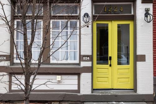 HostWise Stays - The Palo - No Stairs, Mexican War Streets, Family Friendly near Pittsburgh Gyermek Múzeum