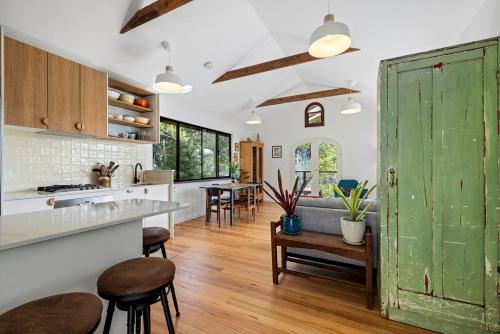 The cabin at the edge of town in Bellingen