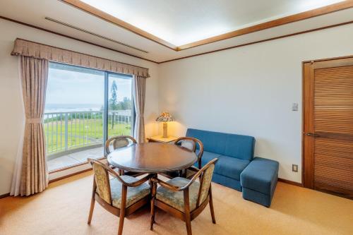 Sleeps 5