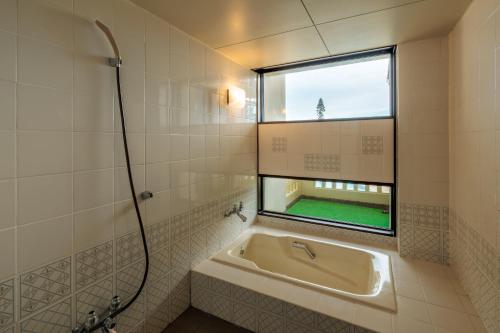 Sleeps 4