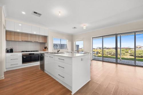 virtuve, 29 Blanche Pd, Hindmarsh Island in Hindmarsh Island sala